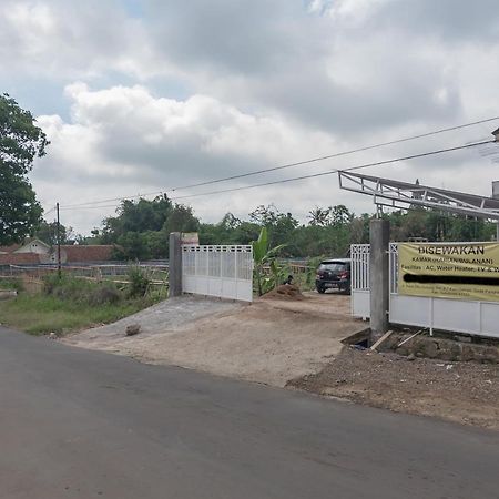 מלון Kadudampit Reddoorz Syariah Near Wisata Situ Gunung Sukabumi מראה חיצוני תמונה