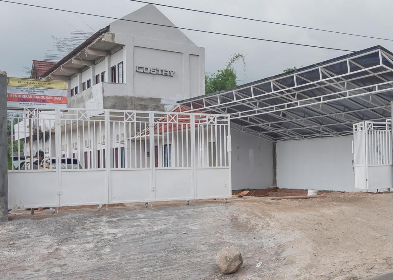 מלון Kadudampit Reddoorz Syariah Near Wisata Situ Gunung Sukabumi מראה חיצוני תמונה